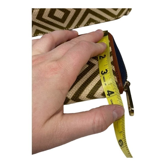 Spartina 449 Geometric Green/ Cream Leather and Linen Crossbody Bag with Wallet - Picture 7 of 9